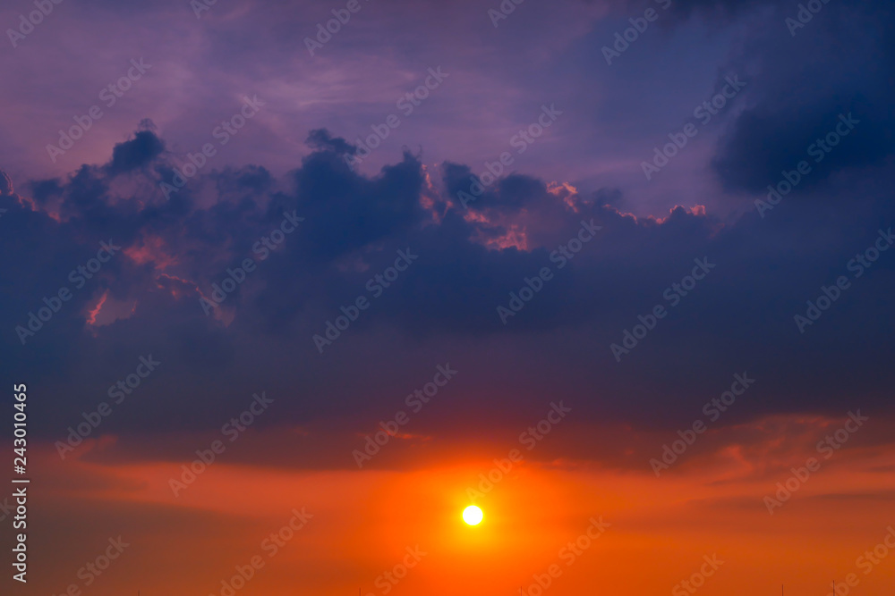 Obraz premium Sunset Sky Background in summer