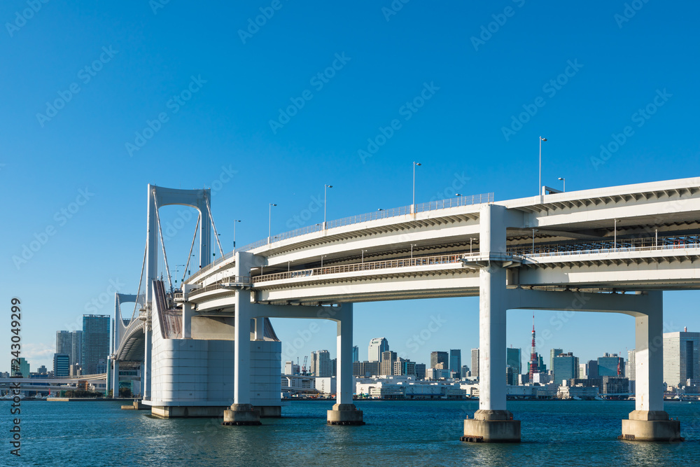 (東京都-都市風景)台場公園から見るレインボーブリッジ１０