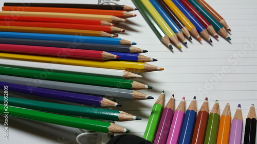 색연필