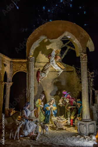 Nacimiento 24 diciembre, navidad, reyes magos, pastores, religion, tradiciones, melchor, gaspar, baltazar, estrella belem photo