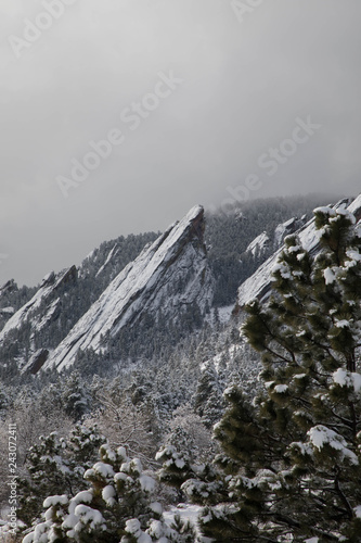 The Flatirons, Boulder, Colorado © kami