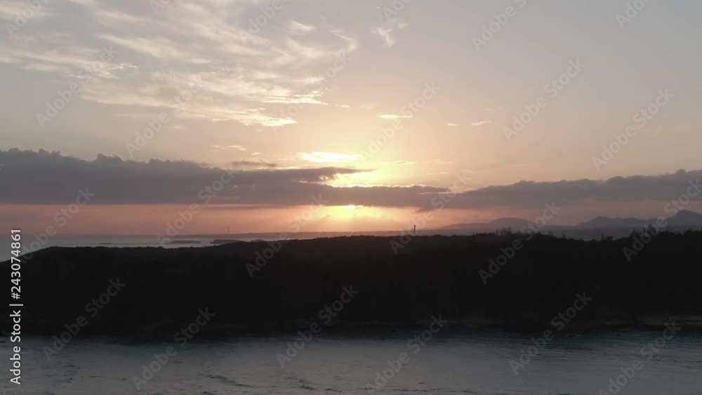 沖縄,嘉陽,ドローン,夕焼け, 空, 雲, 太陽, 風景, 自然, 日の出, 夜会, オレンジ, 海, 雲, 今夜, モーニング, 水, 夜明け, 地平線, 太陽光, 青, 色, 海, 黄色, 赤, 光, サマータイム 沖縄,嘉陽,ドローン,夕焼け, 空, 雲, 太陽, 風景, 自然, 日の出, 夜会, オレンジ, 海, 雲, 今夜, モーニング, 水, 夜明け, 地平線, 太陽光, 青, 色, 海, 黄色, 赤, 光, サマータイム
