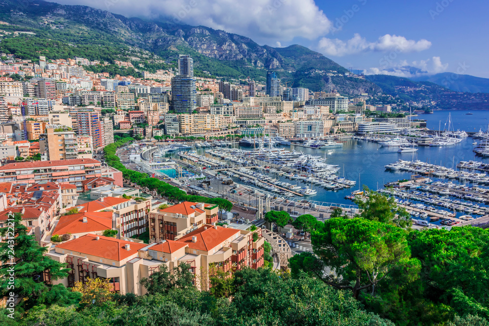 Obraz premium View of the city of Monaco. French Riviera