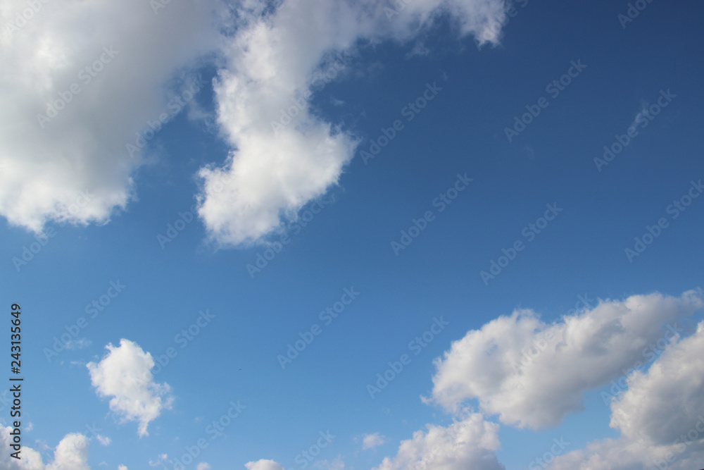Fototapeta premium Oh!Cloud created by H.Y_ moving FUNNY cloud blue sky.オークラウド, 日本,美,