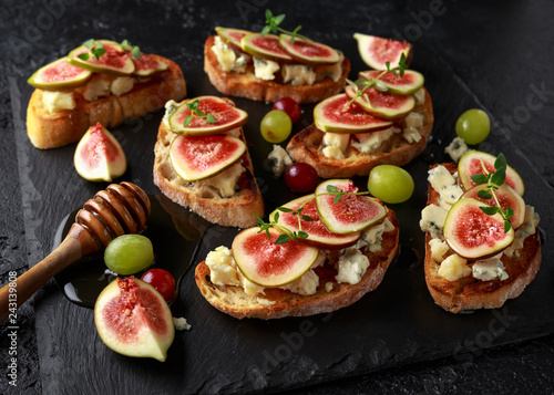 This Fig and Gorgonzola tartines, toast, bruschetta. drizzled with honey.