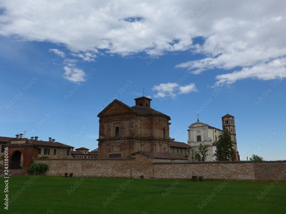 Lungo il Po tra Casale Monferrato e Trino Vercellese (Piemonte)