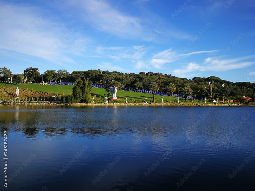 Obraz premium Idyllic landscape in a park in Portugal