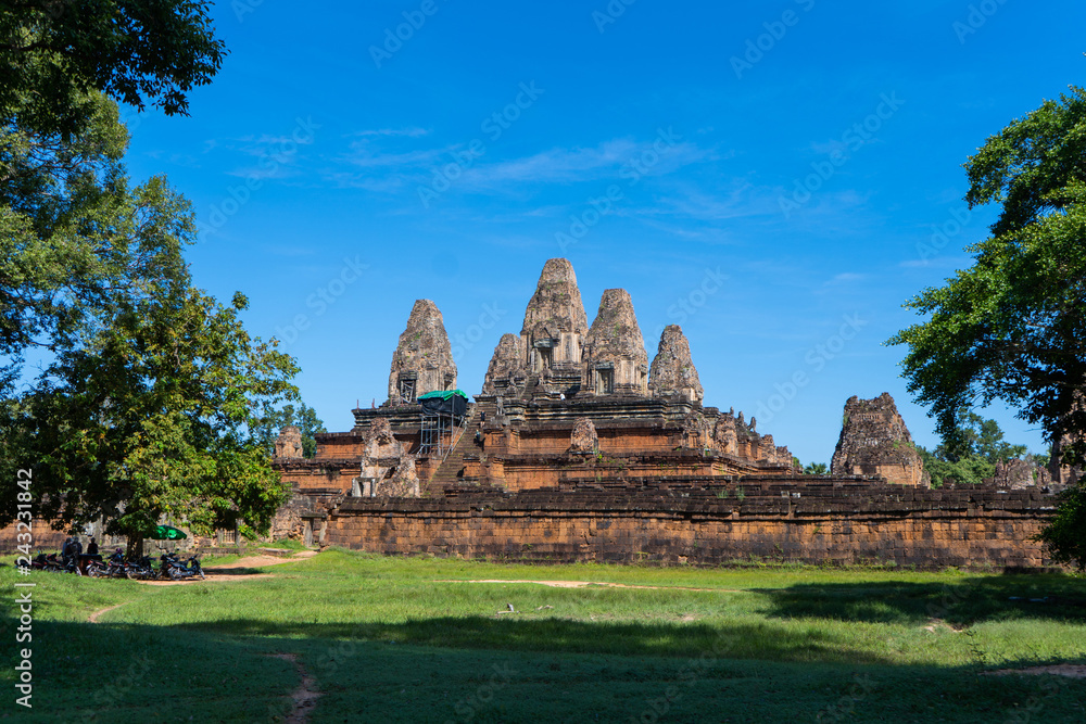 old temple at Angkor thom