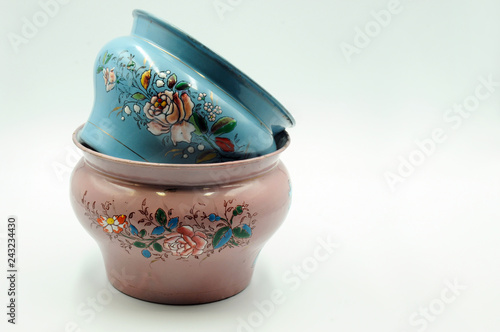 Wallpaper Mural Embossed Enamel Spittoon With Flower Pattern Torontodigital.ca