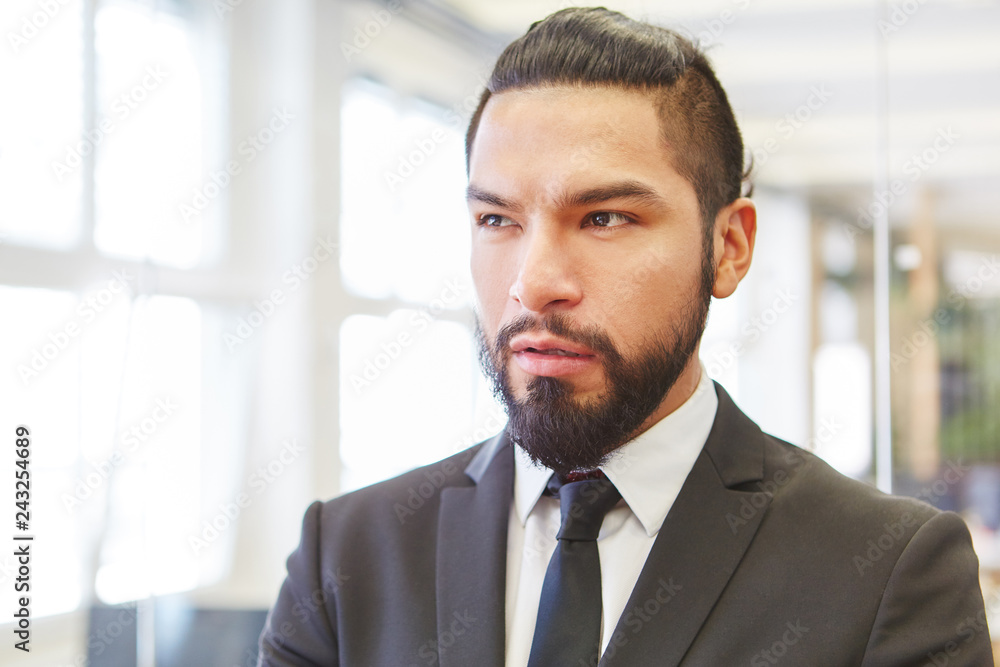 Fototapeta premium Kompetenter Manager und Entrepreneur