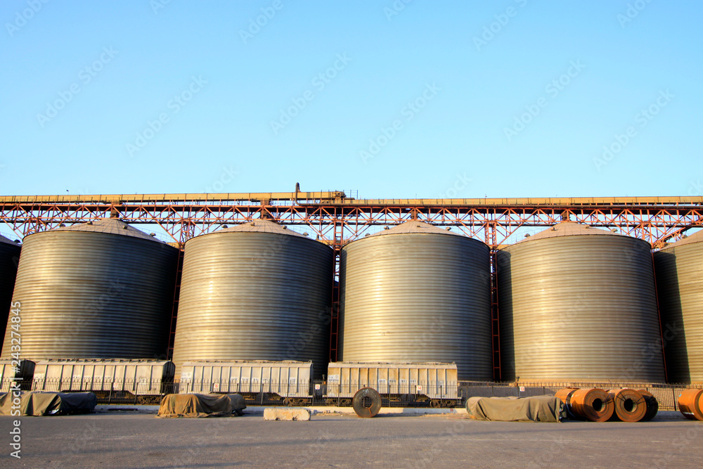 metal Tubular warehouse in bulk cargo terminal