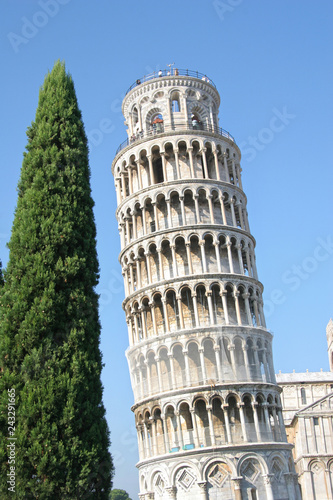 Leaning Tower of Pisa, Tuscany, Italy.