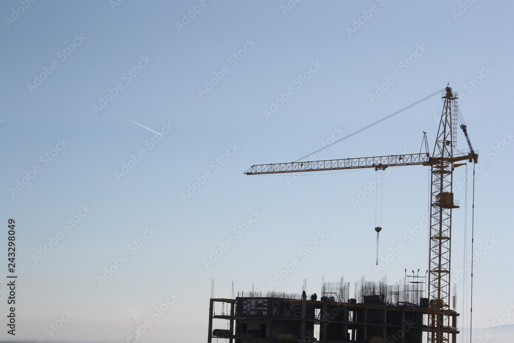building a skyscraper crane building a skyscraper crane