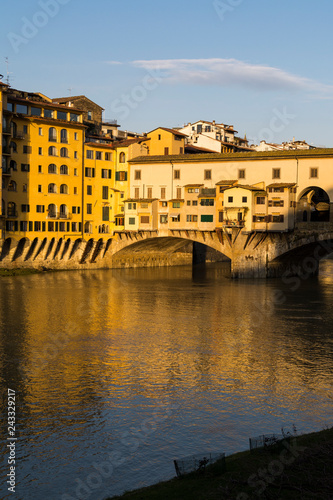 ponte vecchio in florence, detail at sunrise