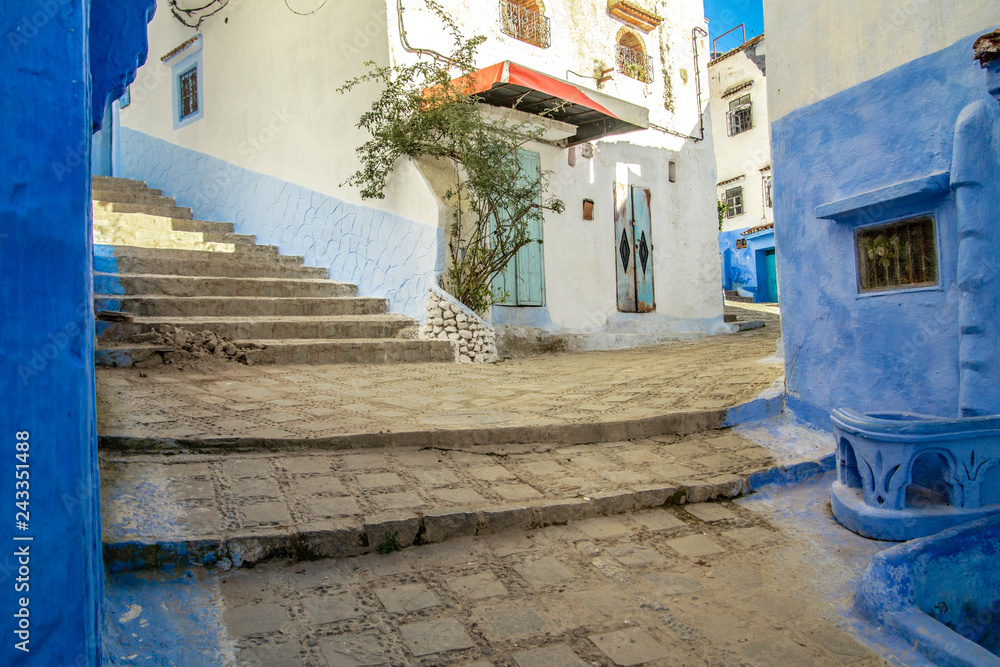 Fototapeta premium Widoki ulic w Chefchaouen, Maroko