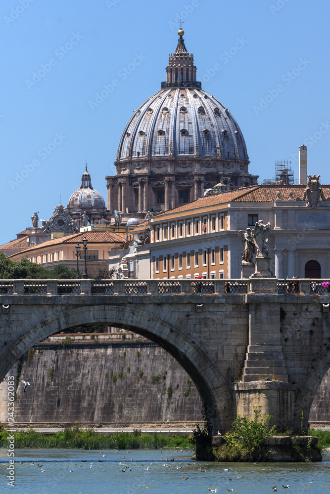Fototapeta premium Amazing view of Vatican and Tiber River in city of Rome, Italy