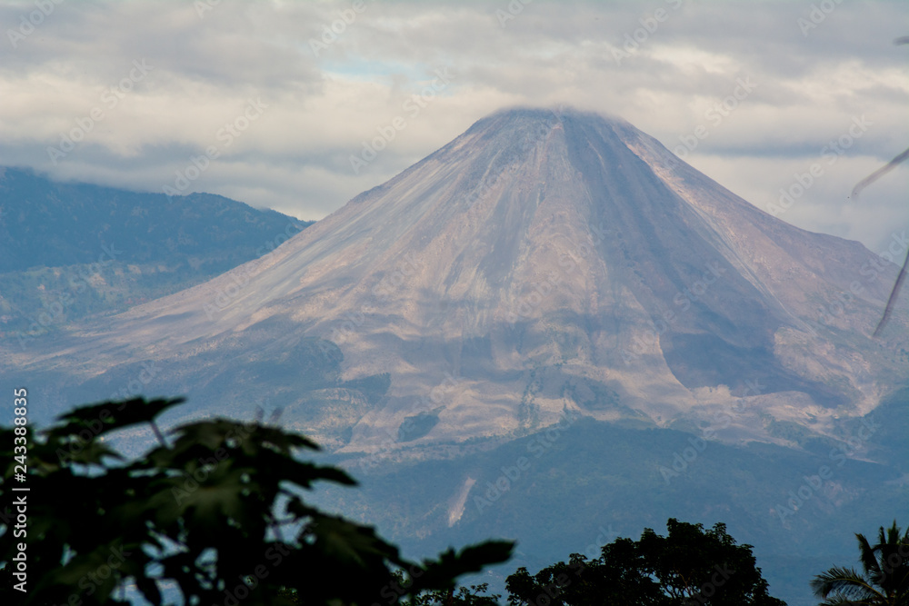 Fototapeta premium volcanes de colima
