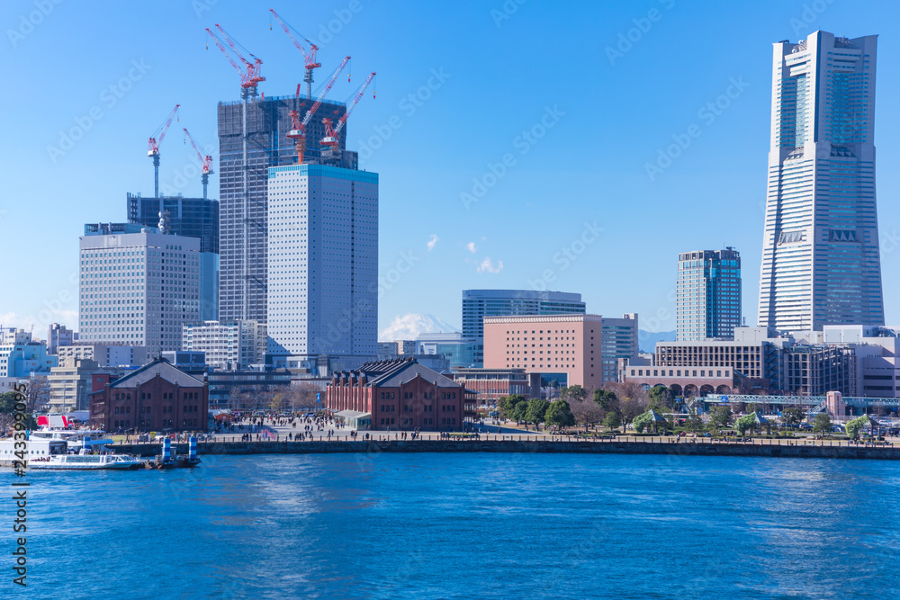 Obraz premium (神奈川県ｰ都市風景)横浜大桟橋から望む風景１１