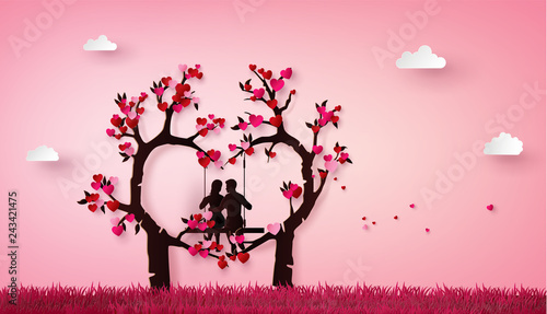 Two enamored under a love tree