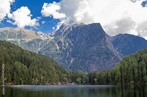 Fototapeta Naklejka Na Ścianę i Meble -  Piburger See im Ötztal in Tirol