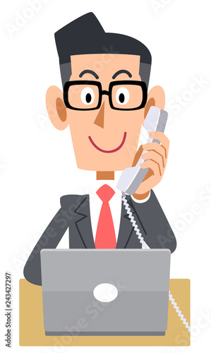 ビジネスマン　電話　内線　パソコン　眼鏡
