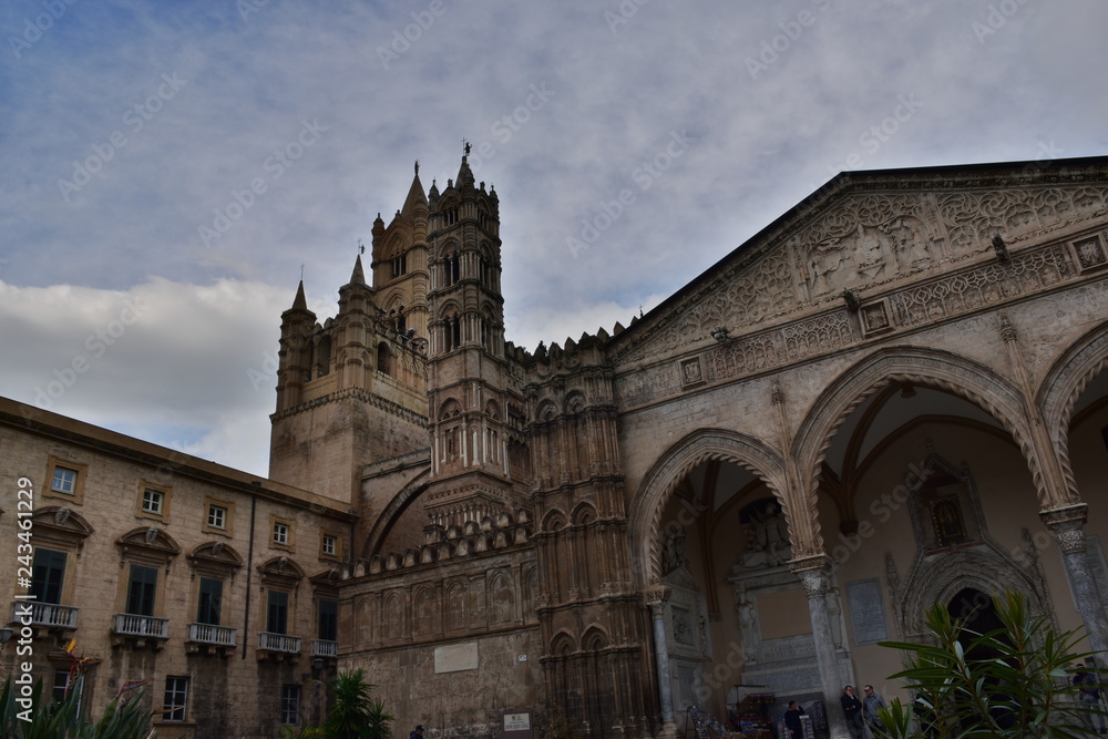 Cattedrale di Palermo, La cattedrale metropolitana primaziale della Santa Vergine Maria Assunta