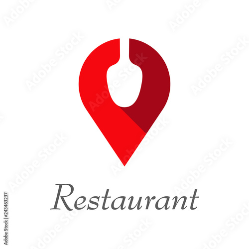 Logotipo con texto Restaurant con cuchara en espacio negativo en puntero con sombra en color rojo