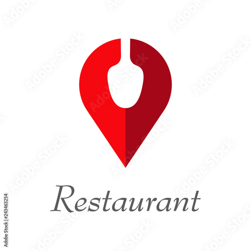 Logotipo con texto Restaurant con cuchara en espacio negativo en puntero dividido en color rojo