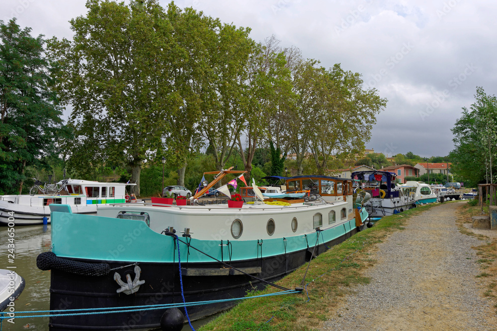 Canal du Midi, Capestang, Hérault, Ocitanie , France Canal du Midi, Capestang, Hérault, Ocitanie , France