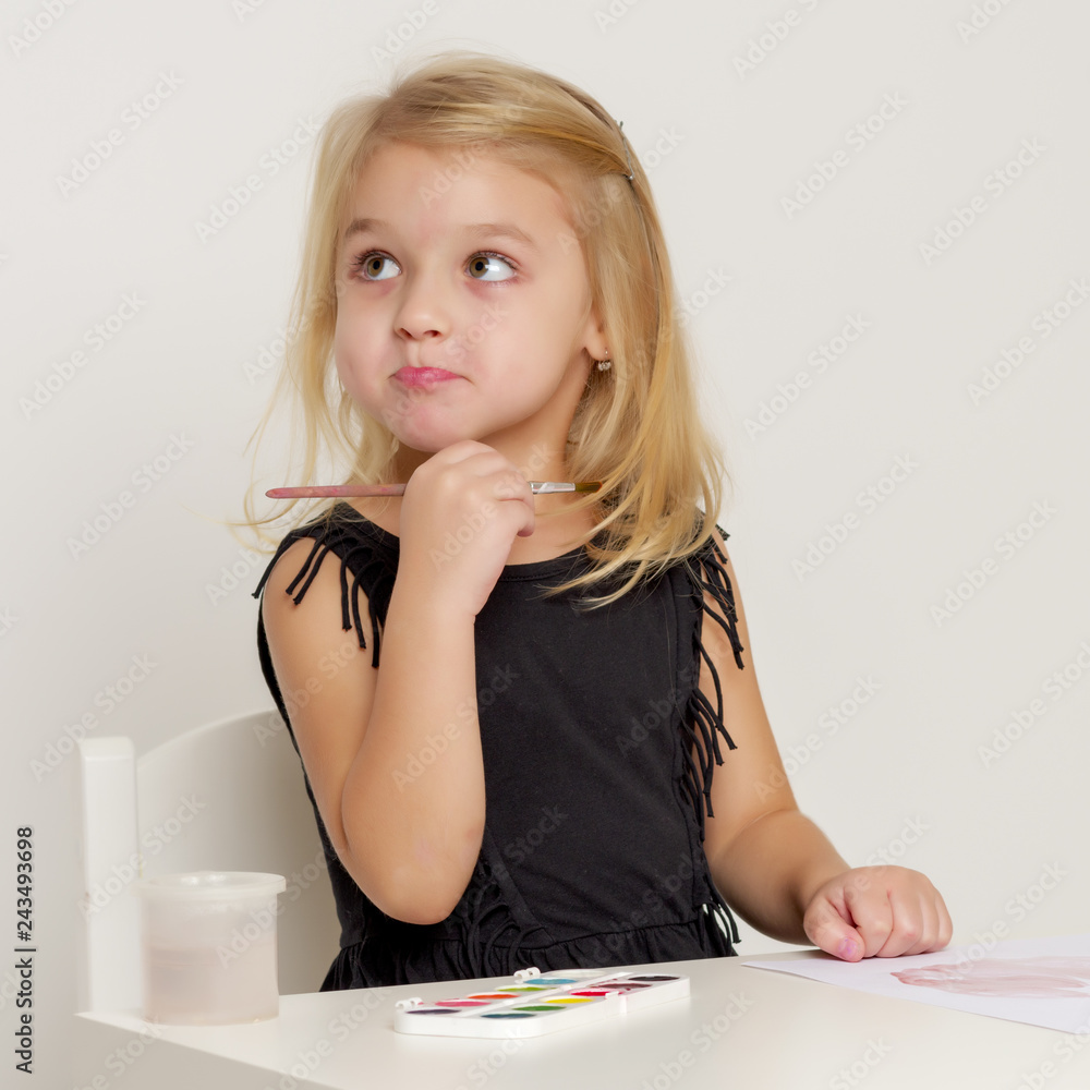 The little girl thinks. The little girl thinks.