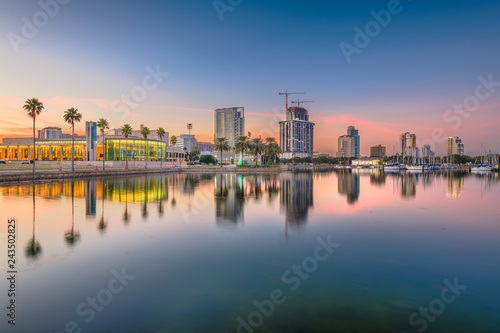 St. Petersburg, Florida, USA downtown city skyline © SeanPavonePhoto