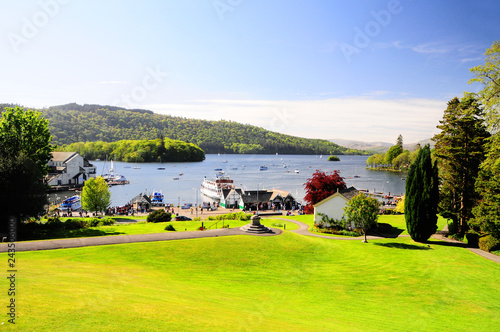 イギリス 湖水地方 ウィンダミア湖 Stock Photo Adobe Stock イギリス 湖水地方 ウィンダミア湖 Stock Photo Adobe Stock