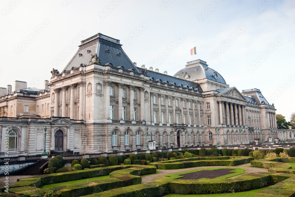 Obraz premium The Royal Palace in Brussels of the Belgians, the King's administrative residence and main workplace.