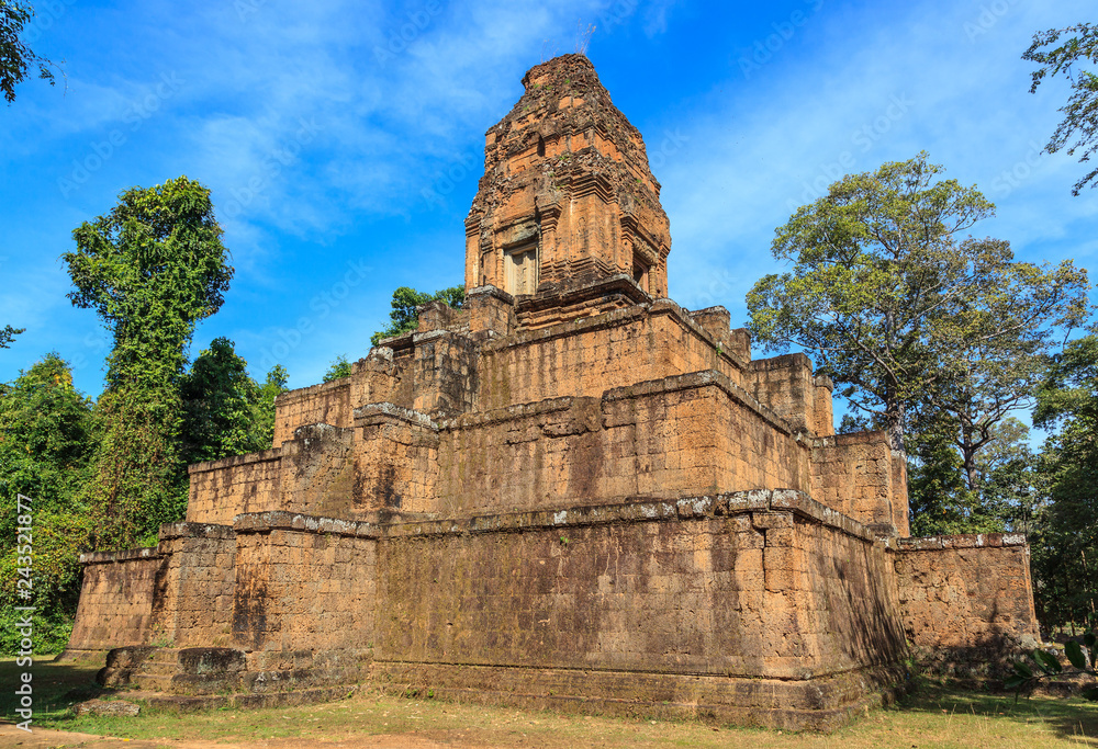  Baksei Chamkrong Temple. Angkor, Cambodia