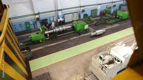 roll mill processing grinding on the machine