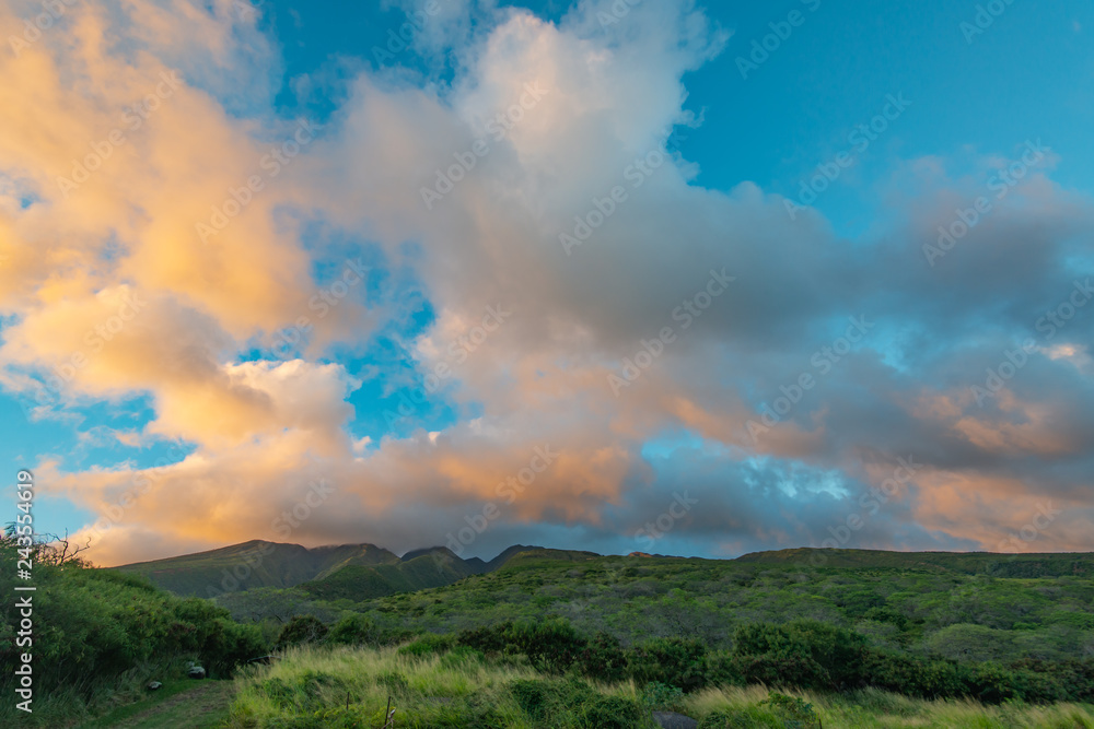 Sunset off the clouds in Hawaii Sunset off the clouds in Hawaii