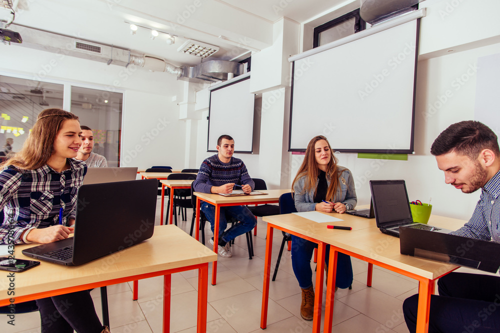 Fototapeta premium Students in classroom