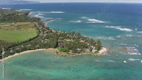 Aerial view of the North Shore photo