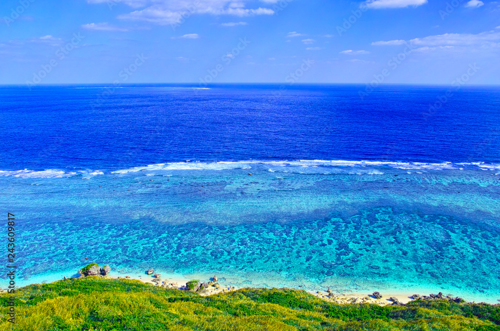 宮古島 比嘉ロードパークの展望台からみる風景 Stock Foto Adobe Stock