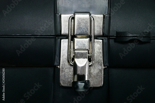 Φωτογραφία Metal latch close up on closed tool box
