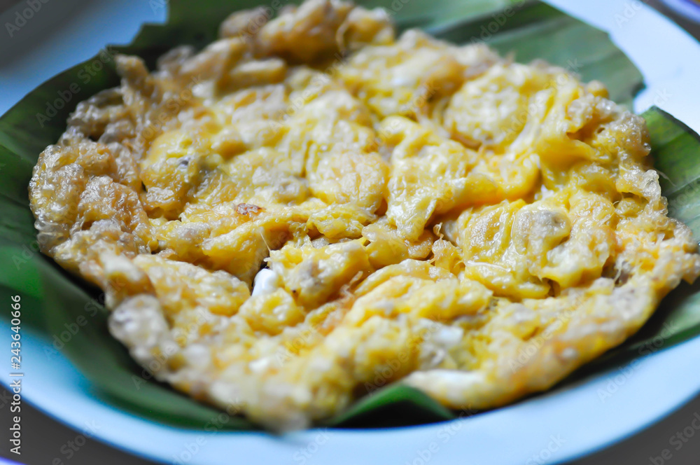 omelet, fried egg