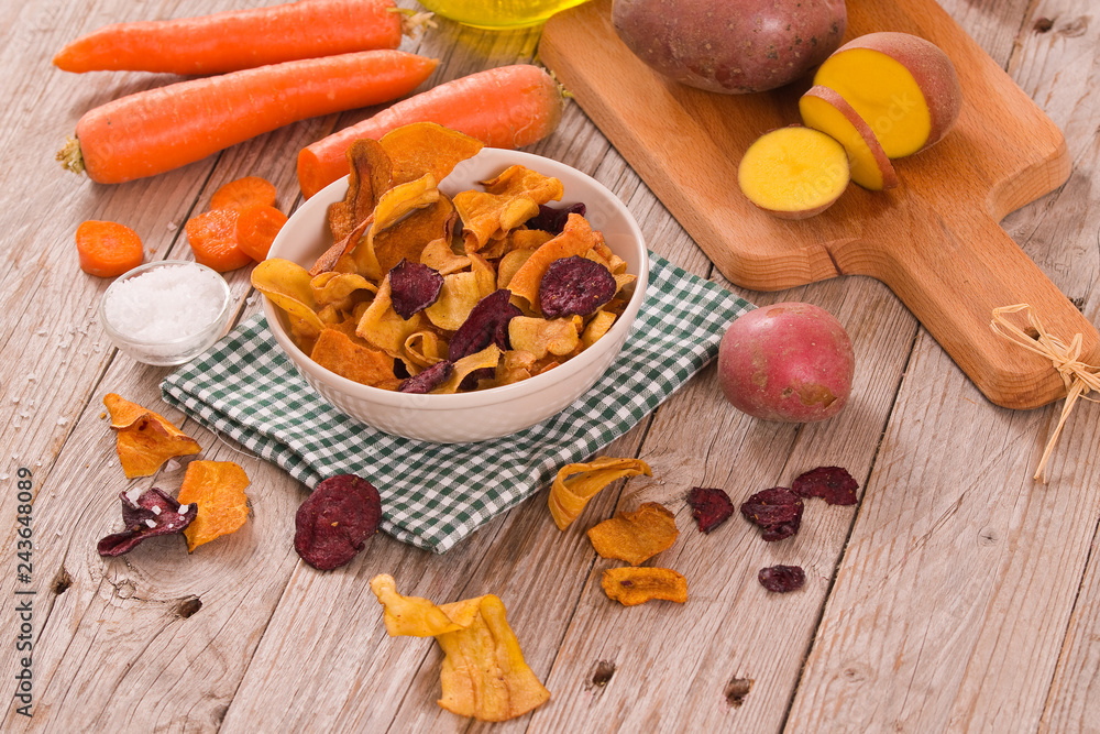 Mixed vegetable crisps. Mixed vegetable crisps.