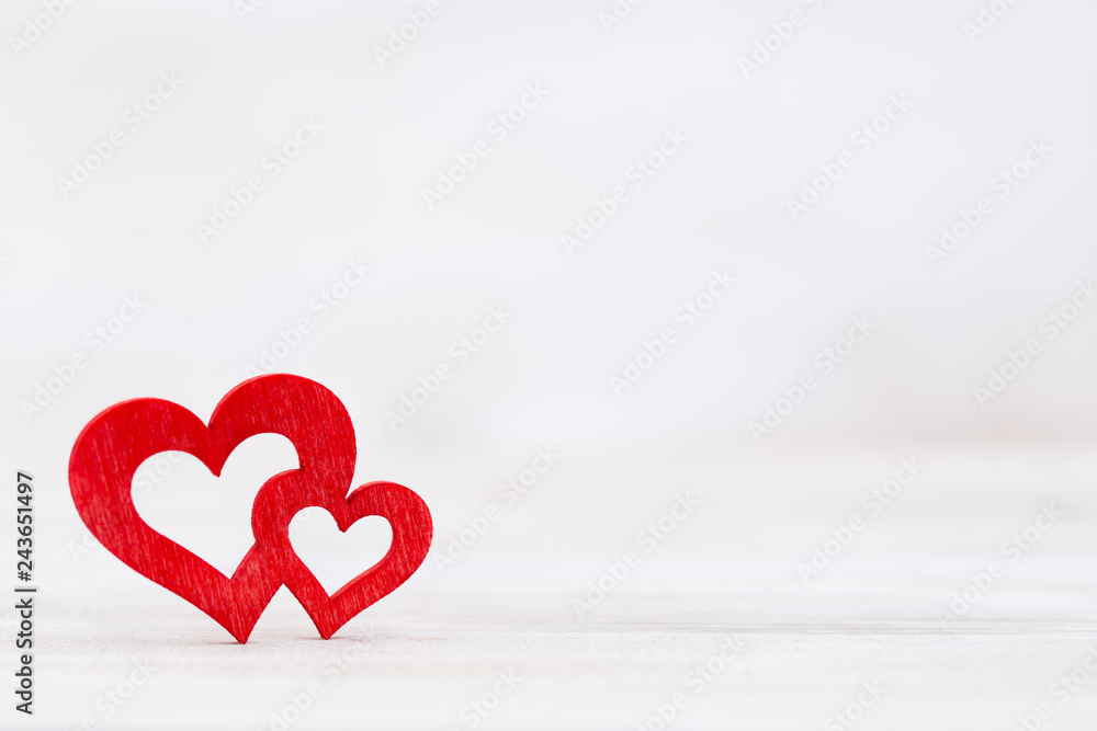 Valentines day greeting card. Red heart on the gray background. - obrazy, fototapety, plakaty 