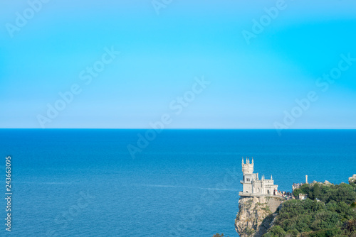 Замок "Ласточкино гнездо"на фоне Черного маря. Гаспра. Республика Крым 
