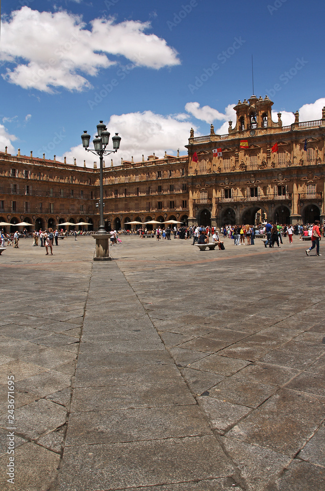 Image of the main square of Salamanca, Spain