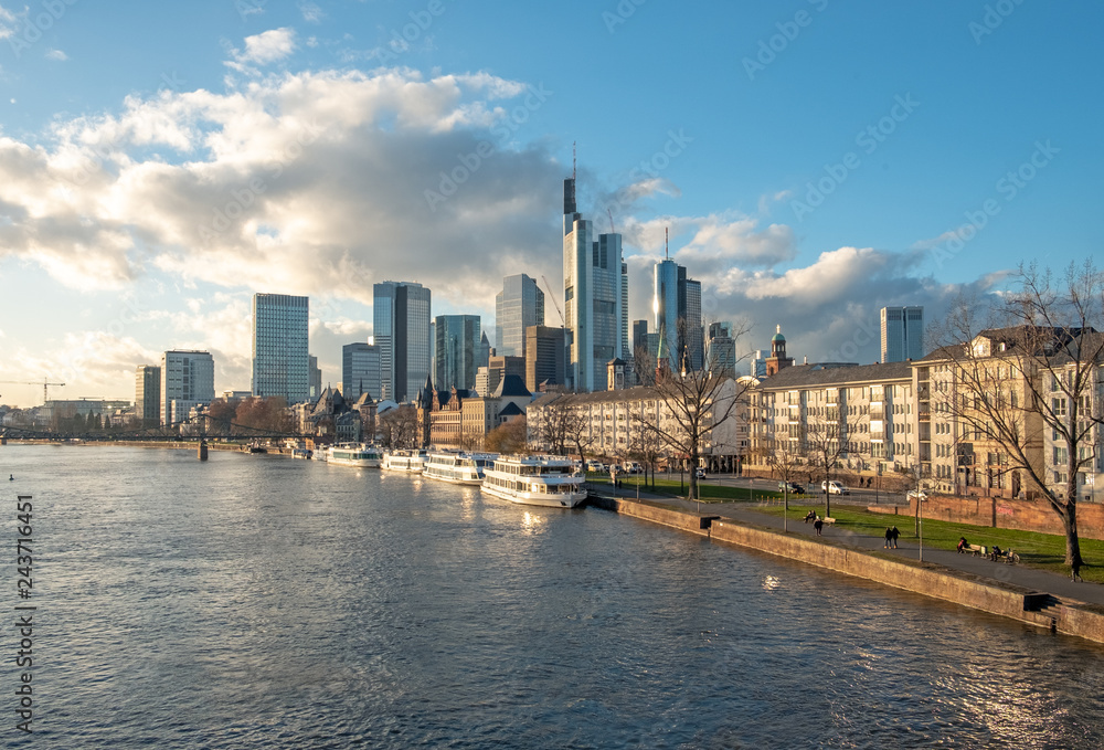 Naklejka premium skyline of Frankfurt am Main