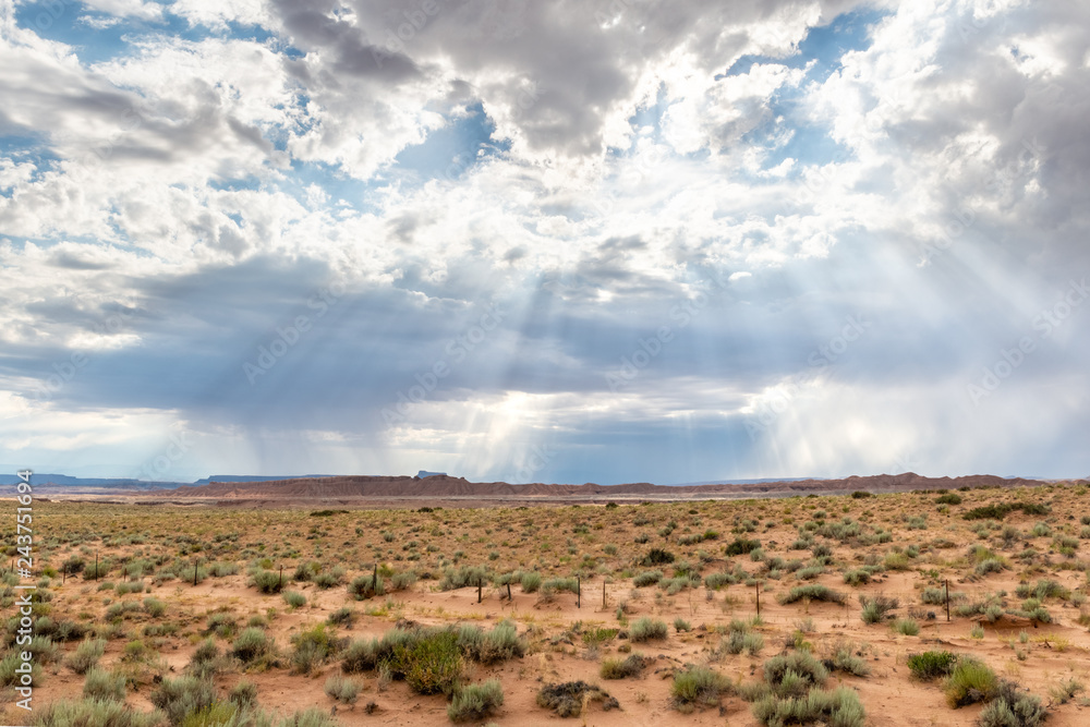 Fototapeta premium Scenic ladnscape with god-rays after a storm in Utah