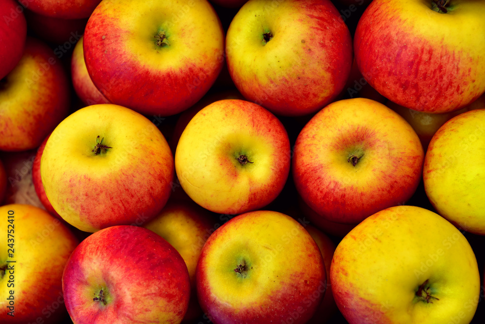 rot gelbe Äpfel zusammen als Hintergrund rot gelbe Äpfel zusammen als Hintergrund