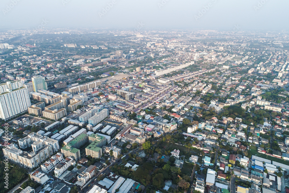 Naklejka premium Modern condominium and flat building in Bangkok city