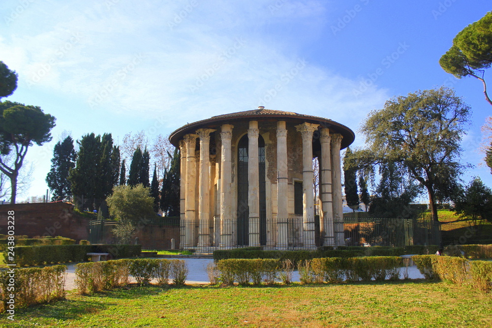 Fototapeta premium Temple of Hercules Victor, Rome Italy